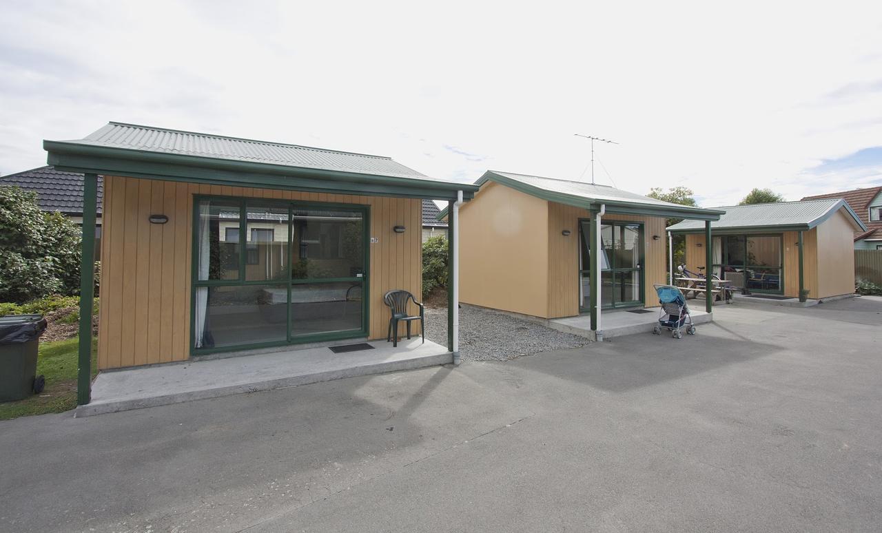 Coronation Park Holiday Park Ashburton Exterior photo