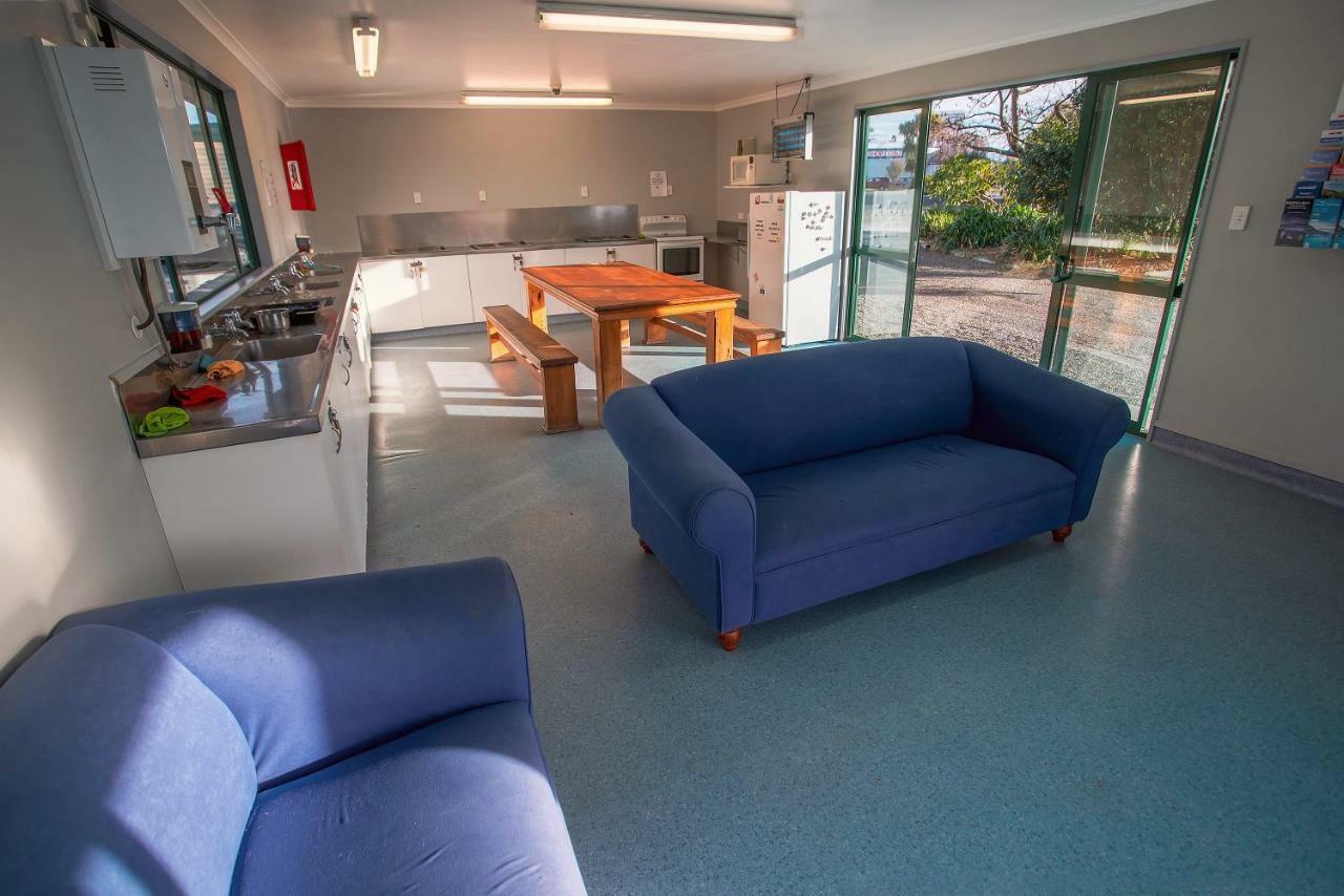 Coronation Park Holiday Park Ashburton Exterior photo