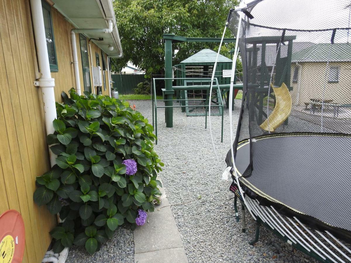 Coronation Park Holiday Park Ashburton Exterior photo